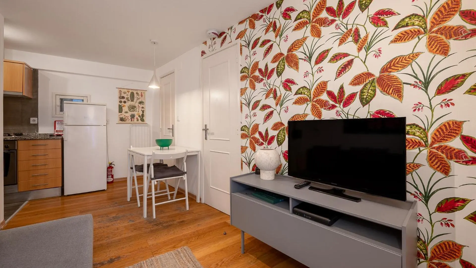 Contemporary Apartment In Chiado 2 Lisbon